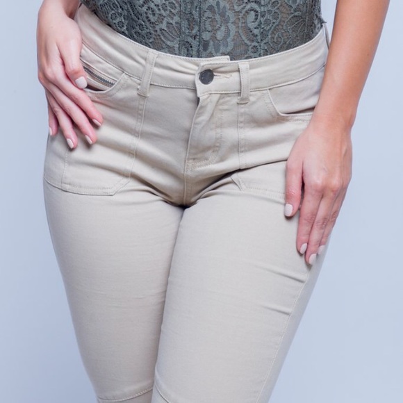 Frayed Hem Ankle Pant in Khaki - Picture 1 of 2